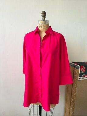 MaxMara Fuchsia Button-Down Blouse